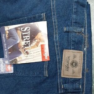 Wrangler Men's Relaxed Fit Stretch Jeans - Dark Blue